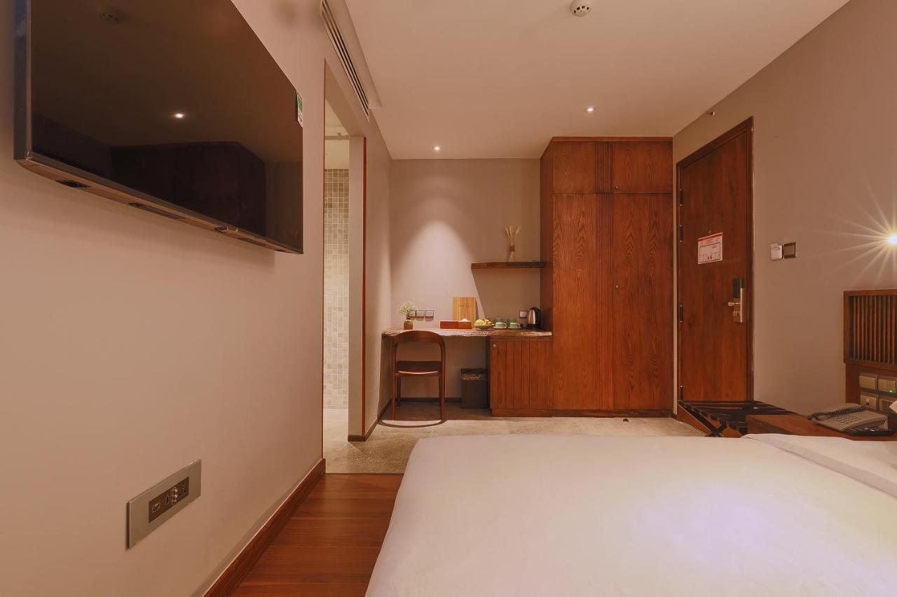 Cherry Boutique Hotel Хошимин Екстериор снимка